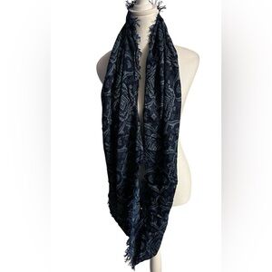 Continuous Tube Scarf. Blue Design. Pre owned